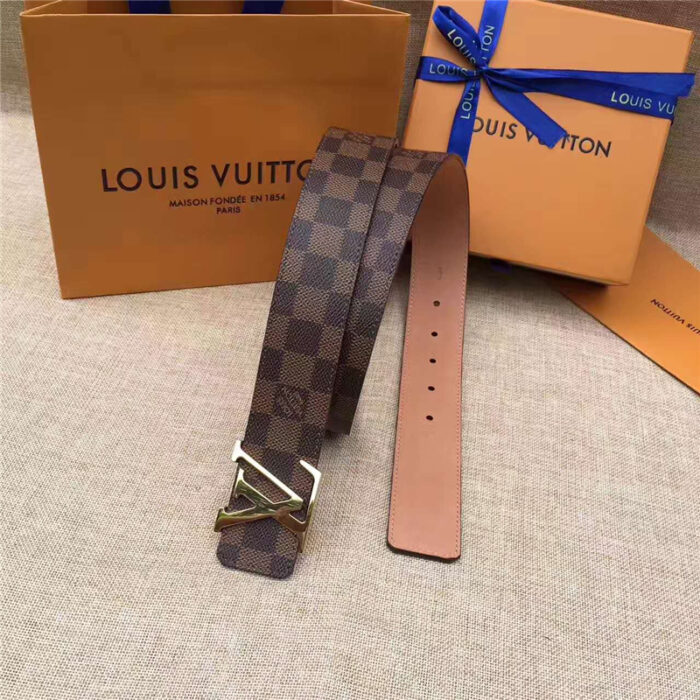 高仿Louis vuitton 路易威登 皮带 海外原单品质 专柜新包装 进口皮 手工缝线 棋盘格啡色金扣