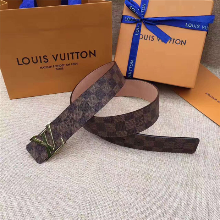 高仿Louis vuitton 路易威登 皮带 海外原单品质 专柜新包装 进口皮 手工缝线 棋盘格啡色金扣