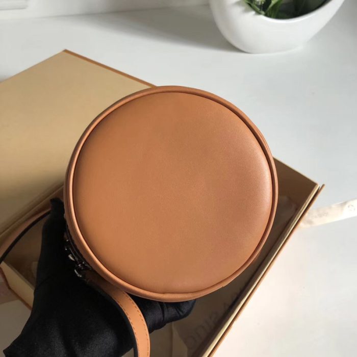 高仿LV2018秋冬系列女包 Monogram涂层帆布漆绘装饰