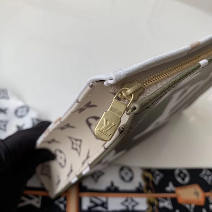 高仿LV Toilet Pouch XL 盥洗袋 超大LV手包 卡其色