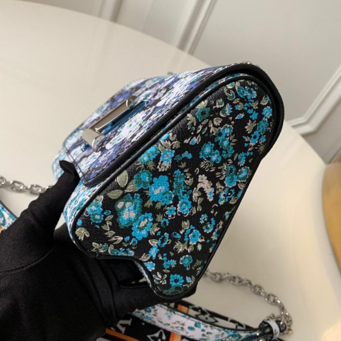 高仿LV TWIST 中号手袋 Nicolas Ghesquiere花卉女包 蓝色