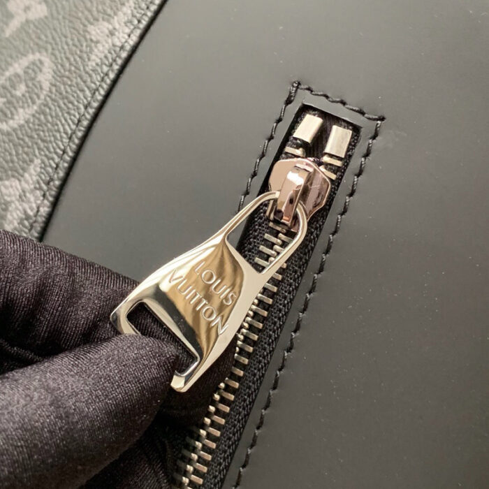 高仿LV x 藤原浩闪电联名FragDesign系列 Explorer 双肩包