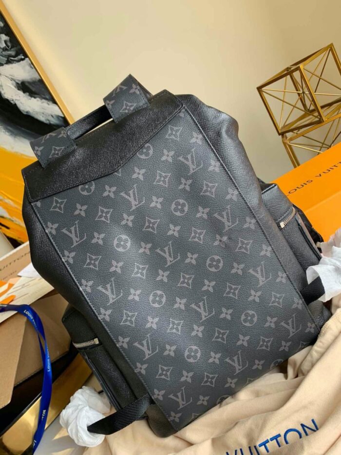 高仿LV Taigara系列 OUTDOOR 双肩包 Taiga 牛皮背包 黑色