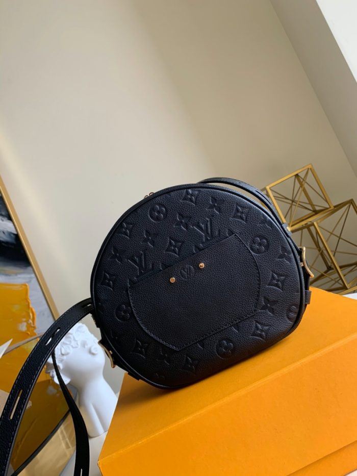 高仿LV圆饼包 黑色