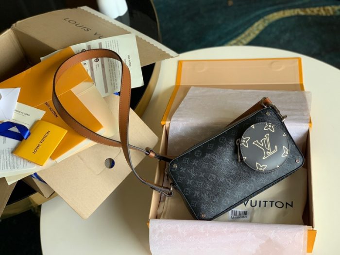 高仿LV VOLGA ON STRAP 手袋 2020秋冬系列Patchwork 拼贴相机包