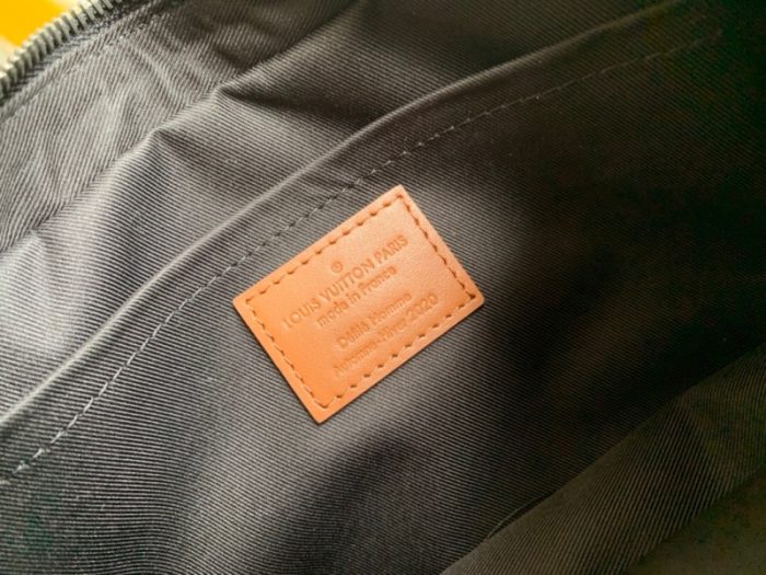 高仿LV VOLGA ON STRAP 手袋 2020秋冬系列Patchwork 拼贴相机包