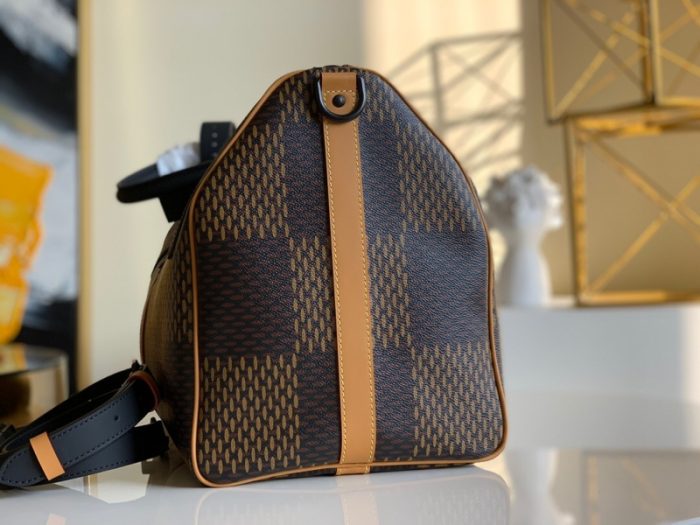 高仿LV KEEPALL BANDOULIERE 50 旅行袋 Nigo联名LV旅行包