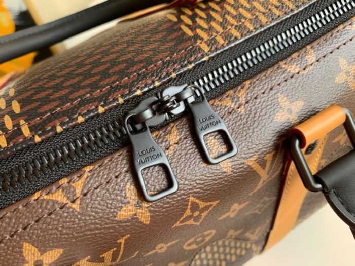 高仿LV KEEPALL BANDOULIERE 50 旅行袋 Nigo联名LV旅行包