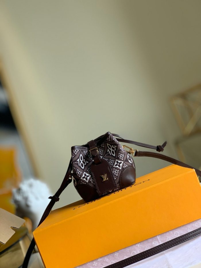 高仿LV1854限量版水桶包 灰色