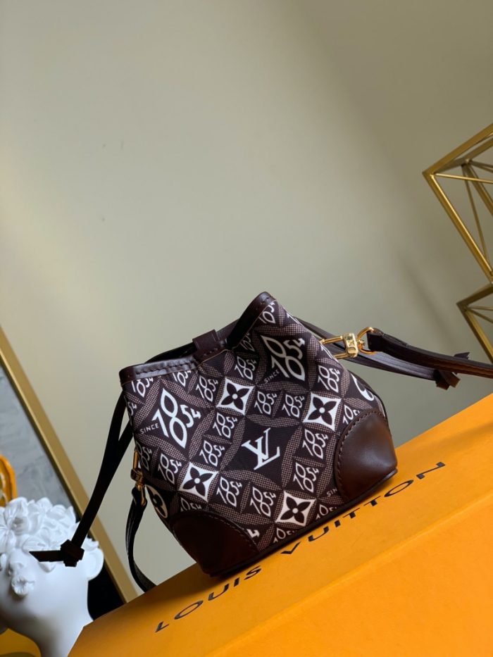 高仿LV1854限量版水桶包 灰色
