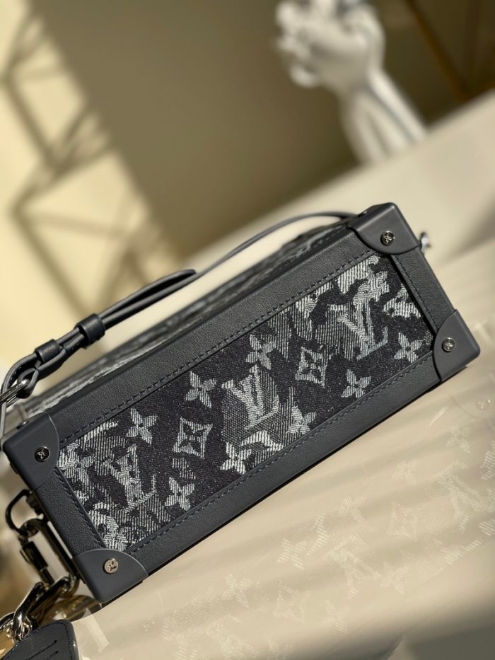 高仿LV SOFT TRUNK 链条包 Tapestry 帆布盒子包