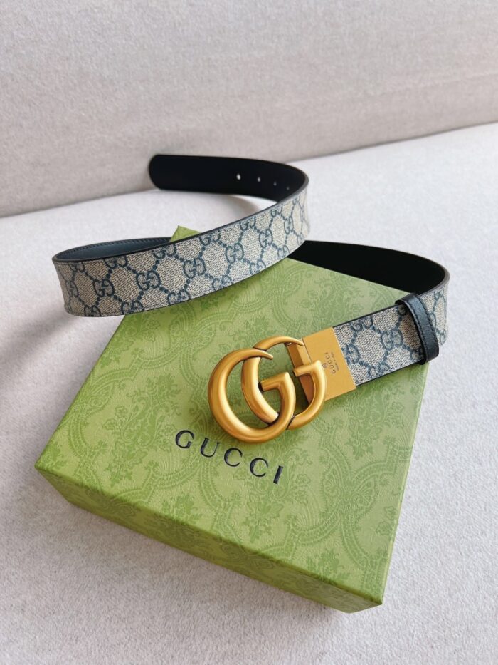 高仿GUCCI 双G带扣双面腰带 GG Supre金扣