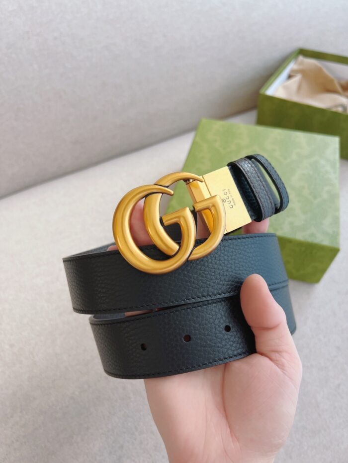 高仿GUCCI 双G带扣双面腰带 GG 金扣