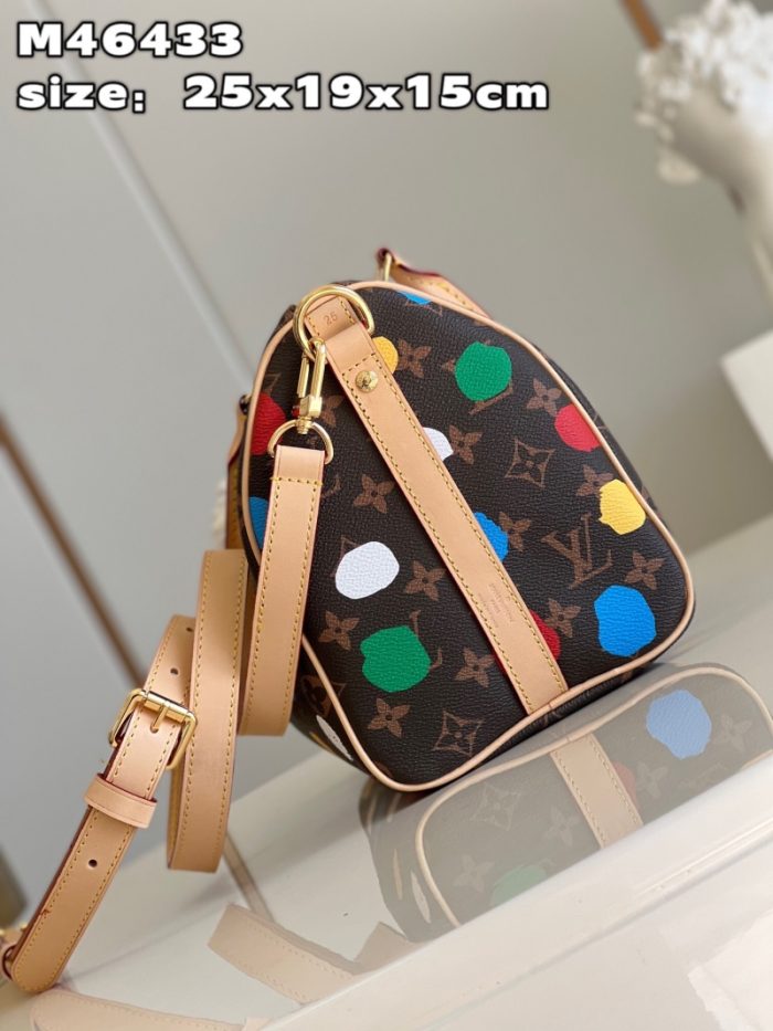 高仿LV x YK SPEEDY BANDOULIèRE 25 手袋 草间弥生合作系列枕头包