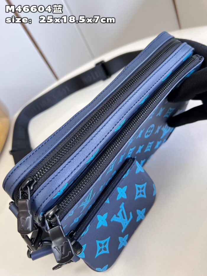 高仿LV TRIO 邮差包 压纹牛皮男士三合一斜挎包 蓝色