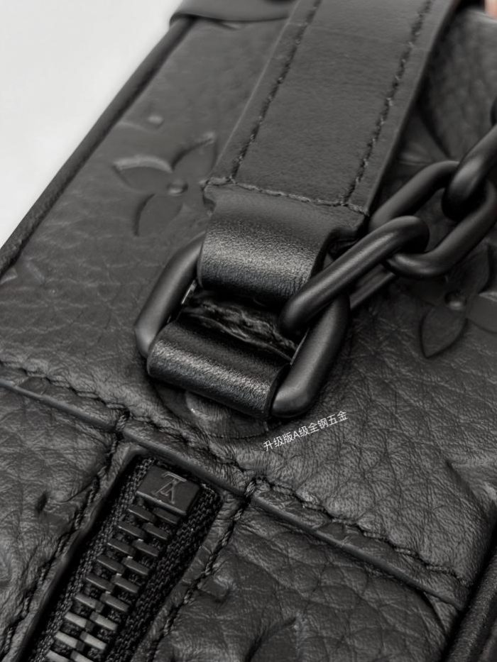 复刻LV MINI SOFT TRUNK 链条包