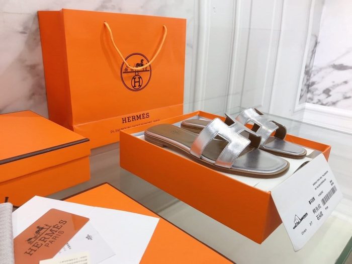 Hermes Oran 女士凉鞋银色，女鞋 H122086Z