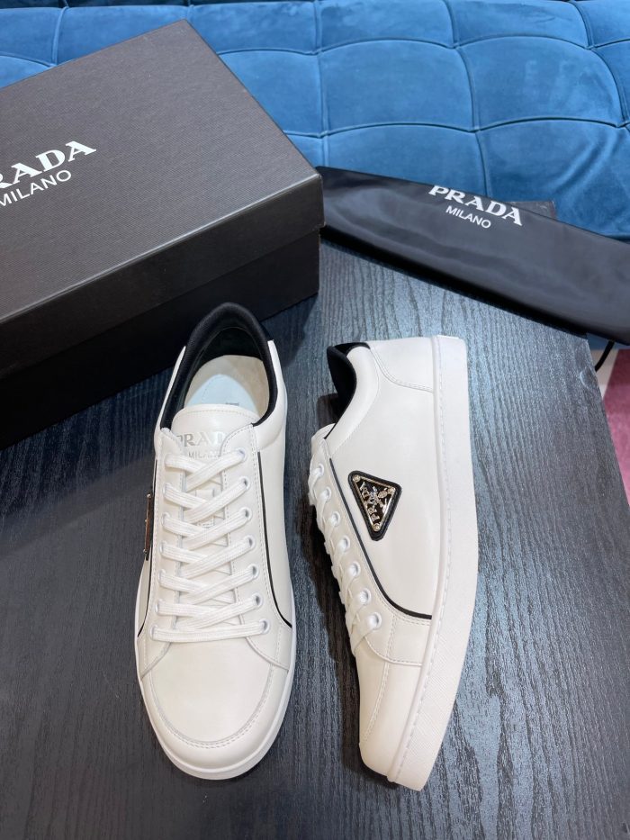 Prada 男士白色/黑色拉丝运动鞋 1 英寸/25 毫米 PRD