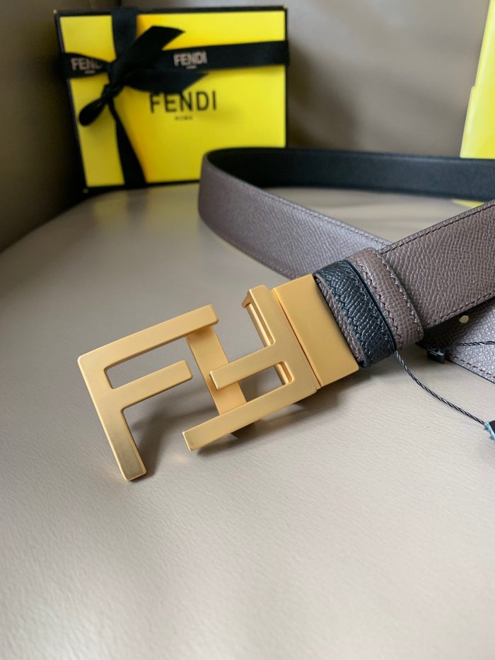 Fendi 女士双 F 扣灰色腰带，女士腰带