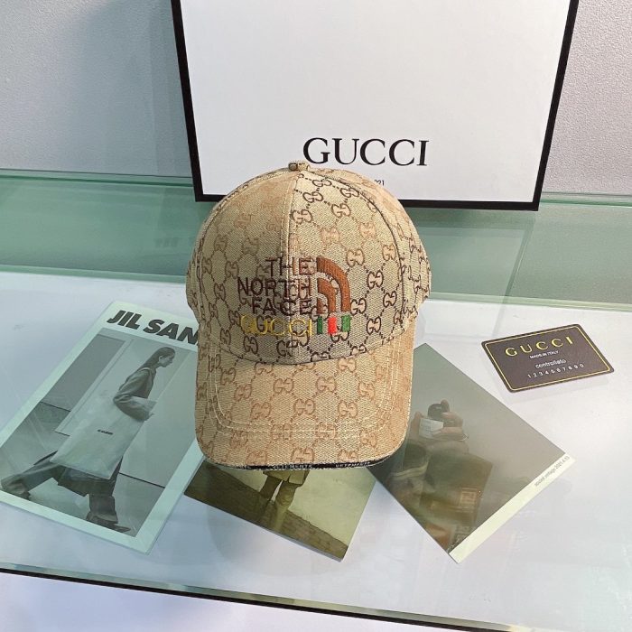 Gucci GG 帆布棒球帽米色