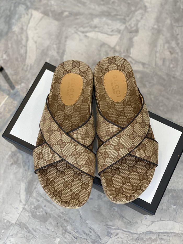 Gucci 男士 GG 十字交叉拖鞋米色 男士 429362