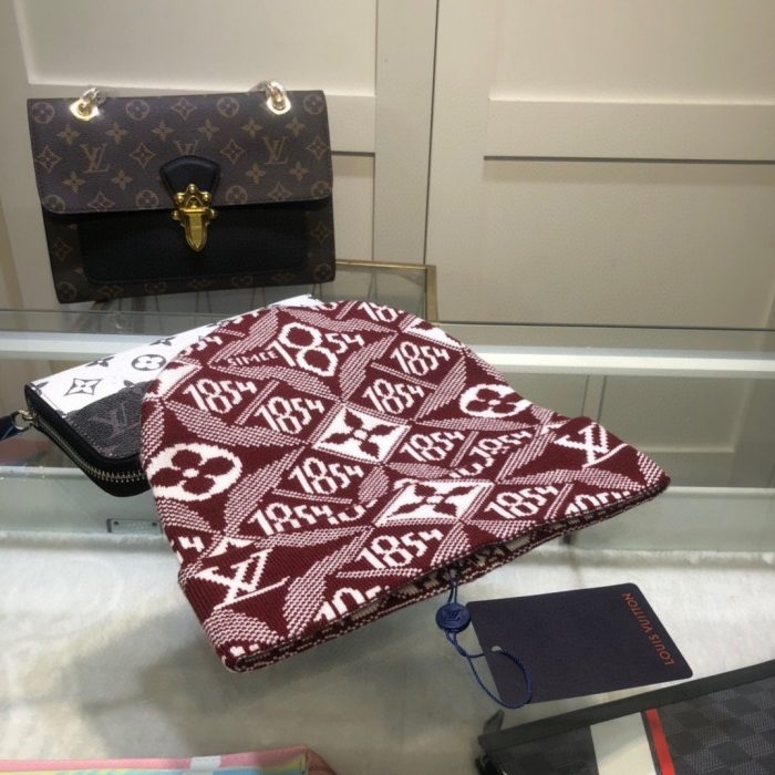 红色 LV 头饰 Louis Vuitton 毛线帽