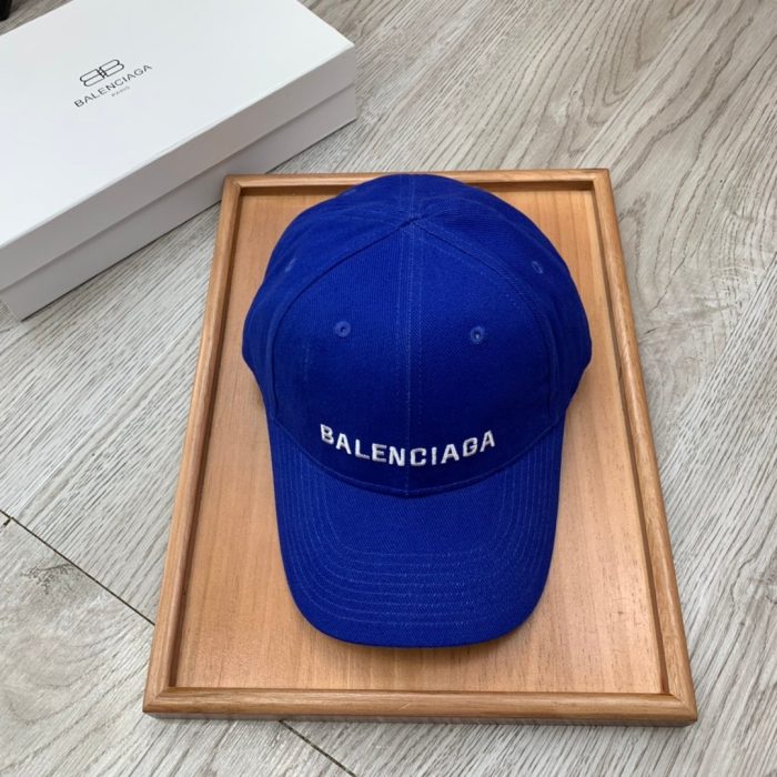 Balenciaga 蓝色徽标前帽