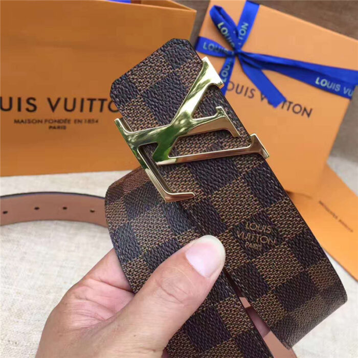 高仿Louis vuitton 路易威登 皮带 海外原单品质 专柜新包装 进口皮 手工缝线 棋盘格啡色金扣