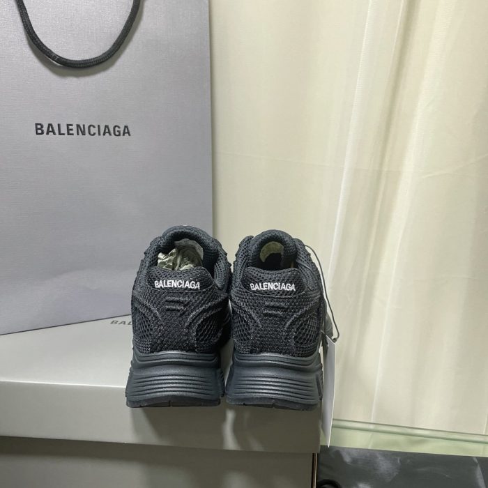 Balenciaga Phantom 男士黑色运动鞋 678869W2E921000