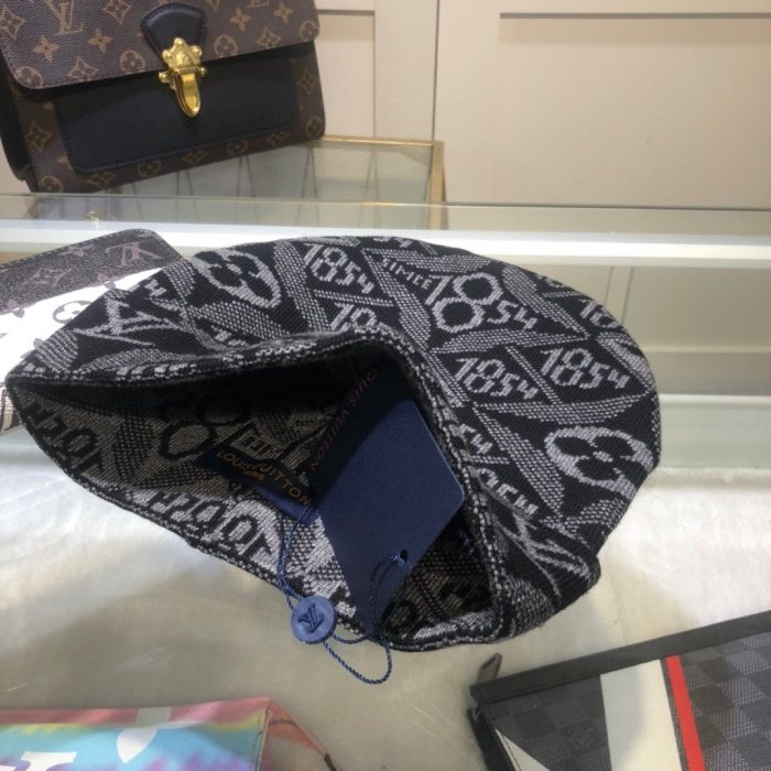 黑色 LV 头饰 Louis Vuitton 毛线帽