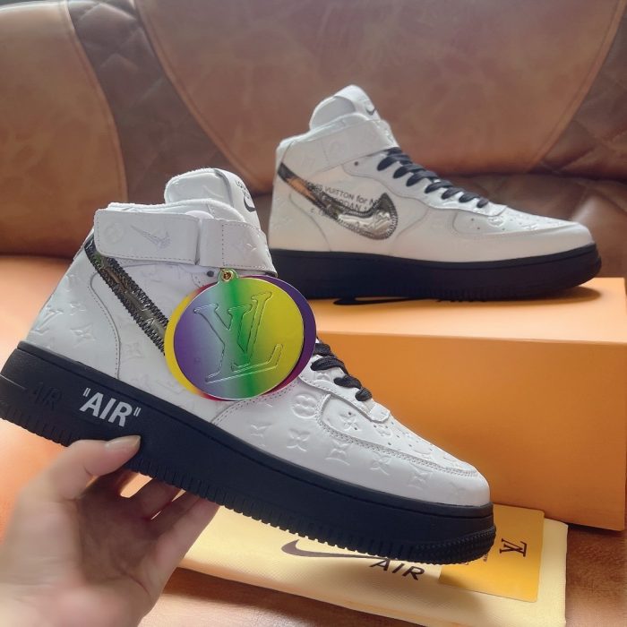 高仿Louis Vuitton 和 Virgil Abloh 设计的 Nike Air Force 1 男式白/黑鞋，男鞋