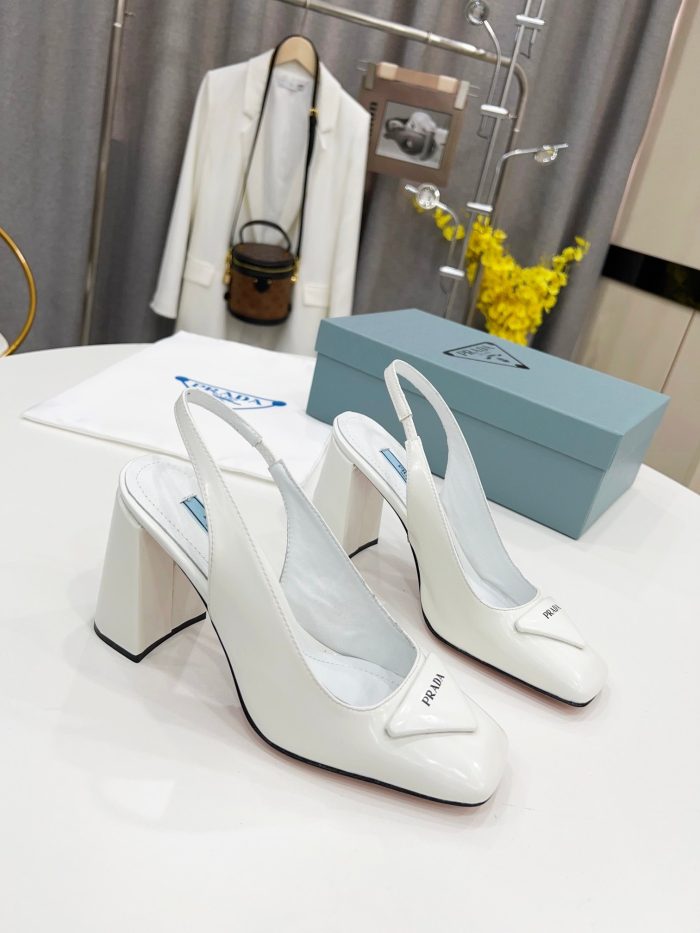 Prada 女式专利露跟高跟鞋 白色 3.5 英寸/90 毫米 PRD