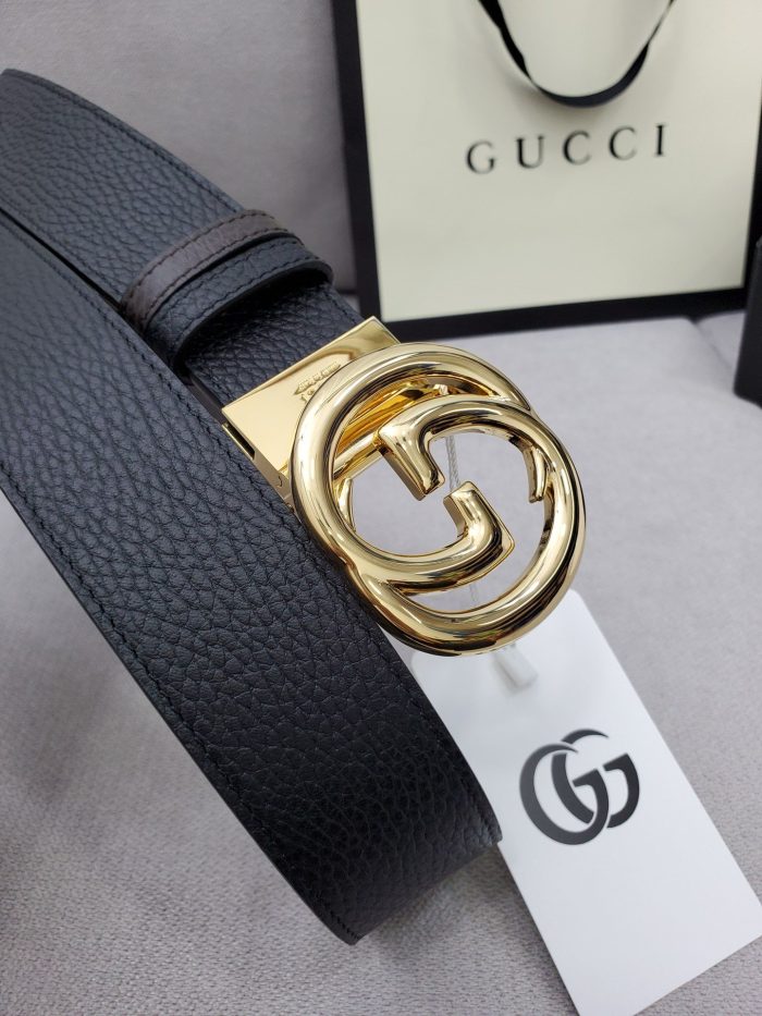 Gucci 女士腰带，带互扣式 G 扣黑色，女士腰带