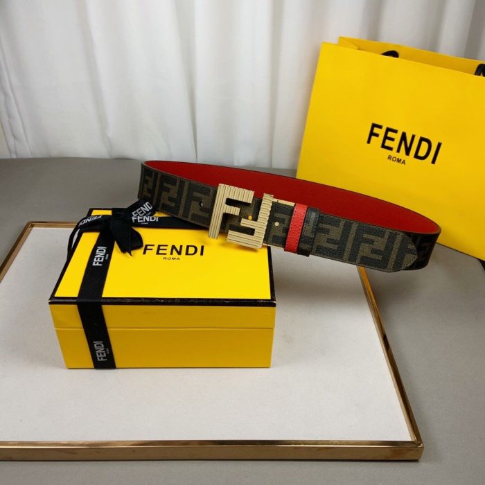 Fendi 女士双 F 扣腰带棕色，女士腰带