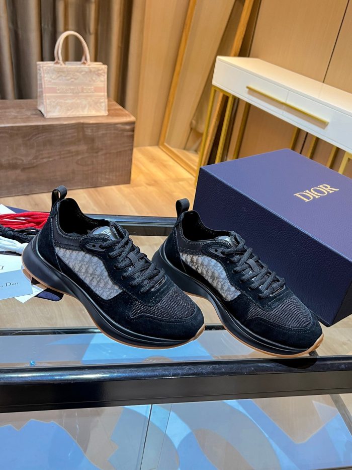 Christian Dior B25 Runner 运动鞋黑色 男士 CD