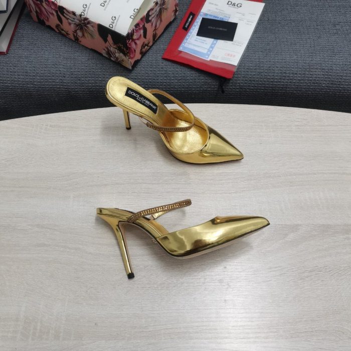 杜嘉班纳Gabbana 金色刺绣抛光穆勒鞋 女式 DG 鞋履