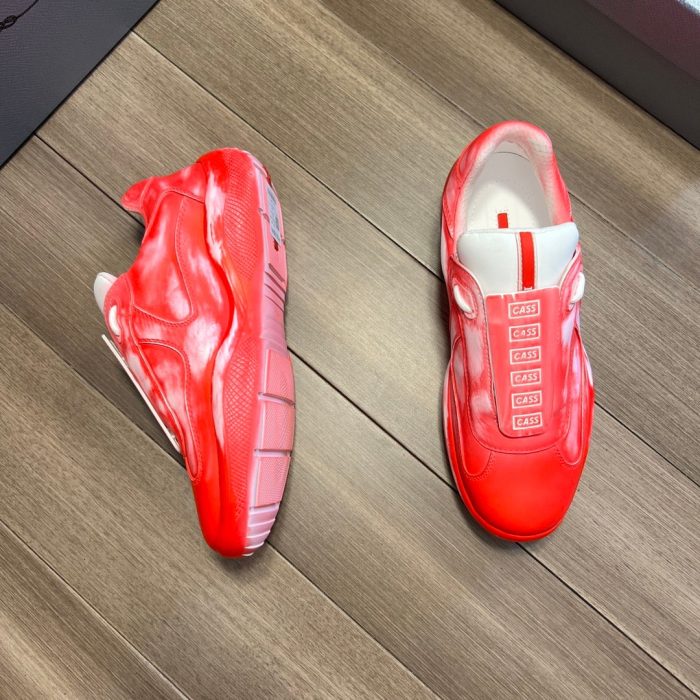 Prada Cass x Prada 美洲杯“Sust4in”男士运动鞋龙卷风红色 1.4 英寸/35 毫米 PRD PSO906_3LLN_F03AF