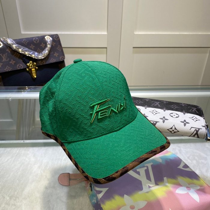 Fendi 棒球帽 绿色 Fendi 棒球帽