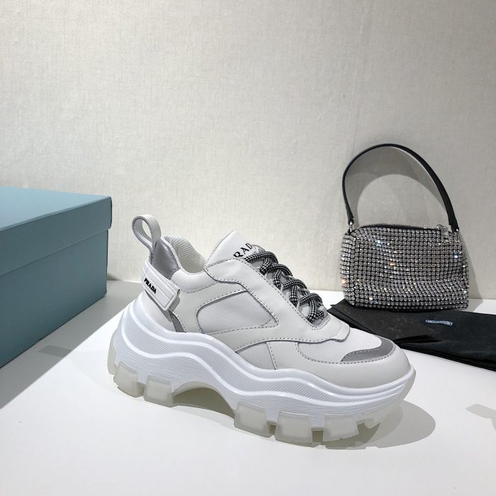 Prada Cloudbust Thunder 运动鞋 白色 女士 PRD