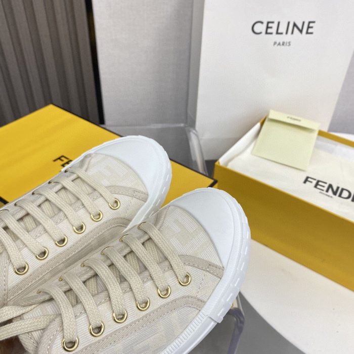 Fendi 女式 Domino 米色织物运动鞋