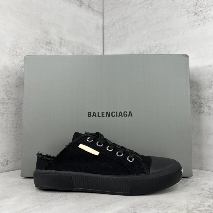 复刻巴黎世家（Balenciaga） Paris 男士黑色低帮运动鞋