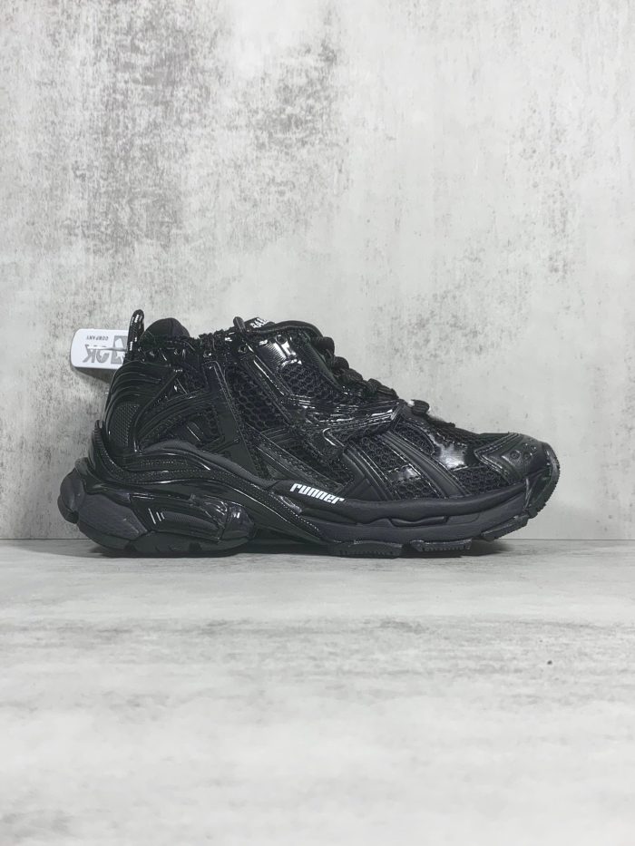 复刻巴黎世家（Balenciaga） 男士黑色跑步运动鞋 677403W3RB11000