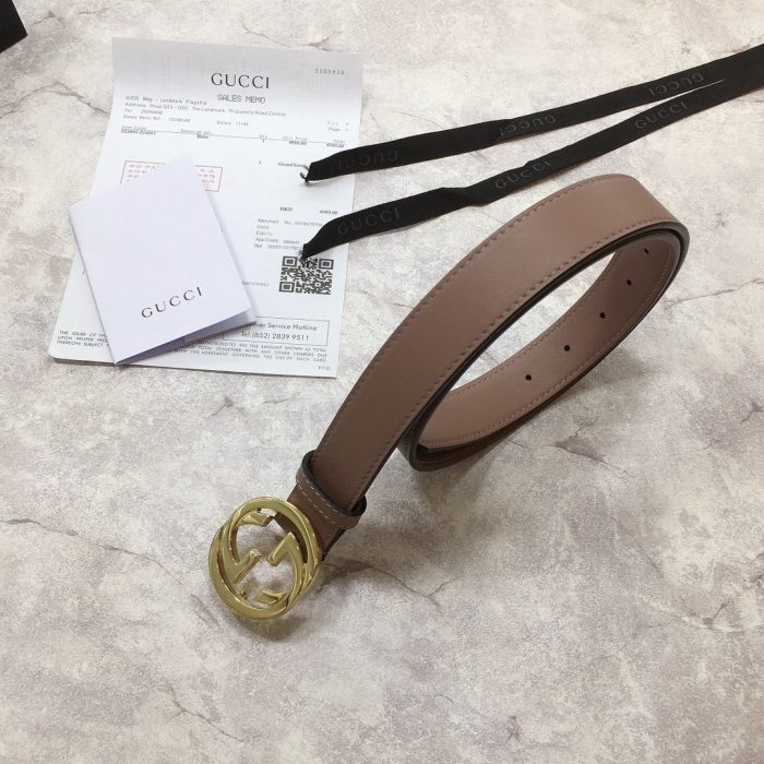 Gucci 腰带，带互扣式 G 扣棕色 GG，女士腰带 370717