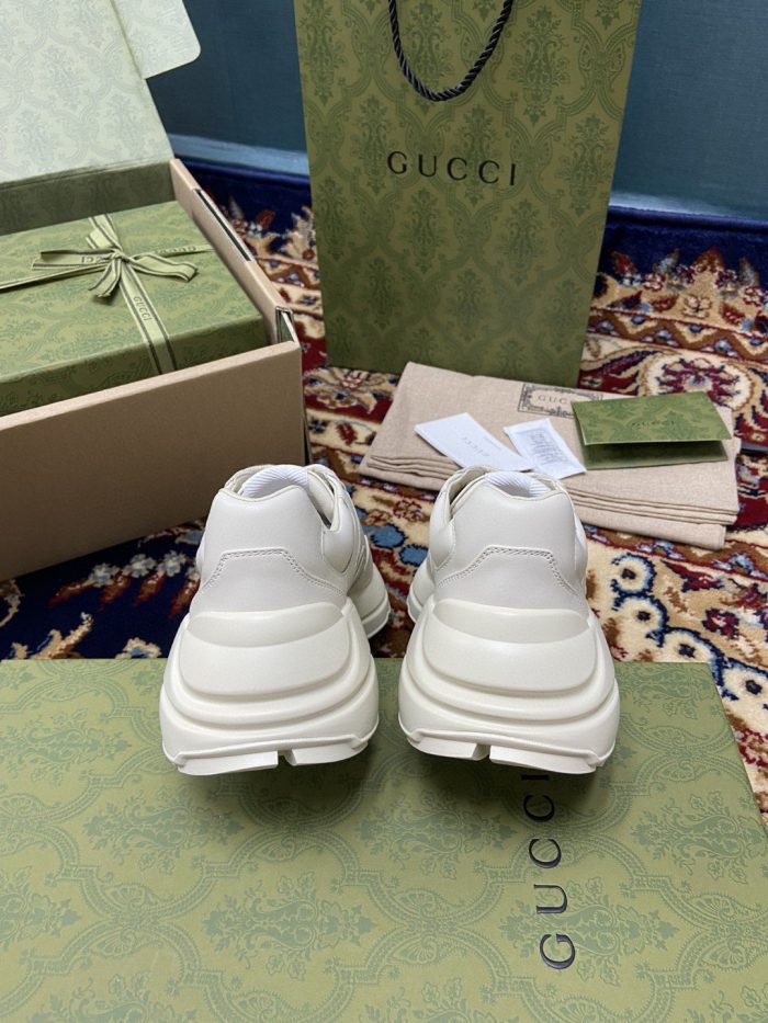 Gucci 男士 Rhyton 运动鞋搭配 Gucci 老虎白象牙色男士 687611 DRW00 9522