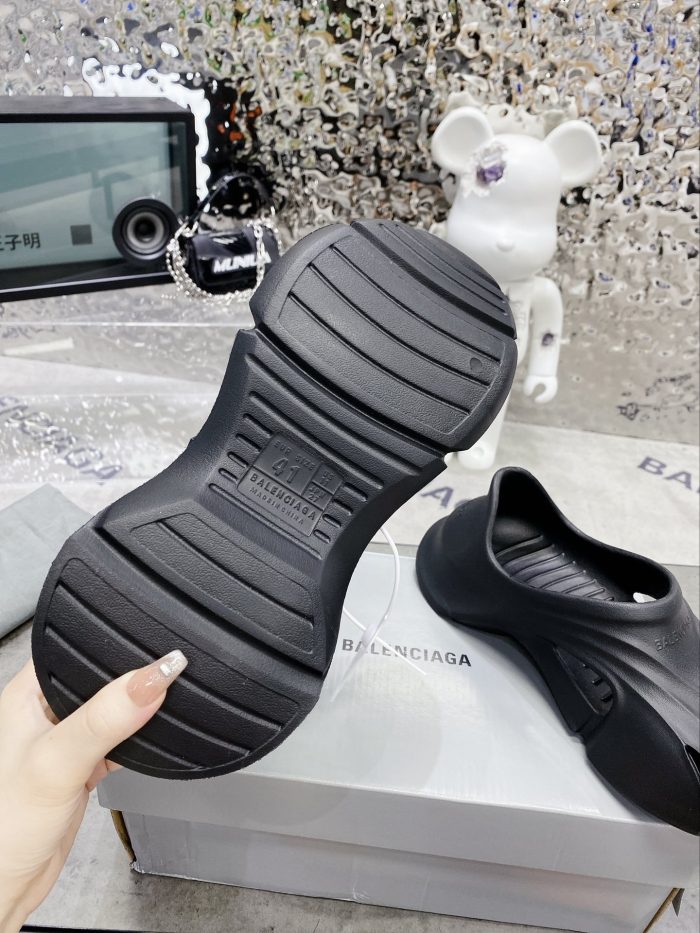 复刻巴黎世家（Balenciaga） 男士模具闭合黑色 692595W3CEP1000
