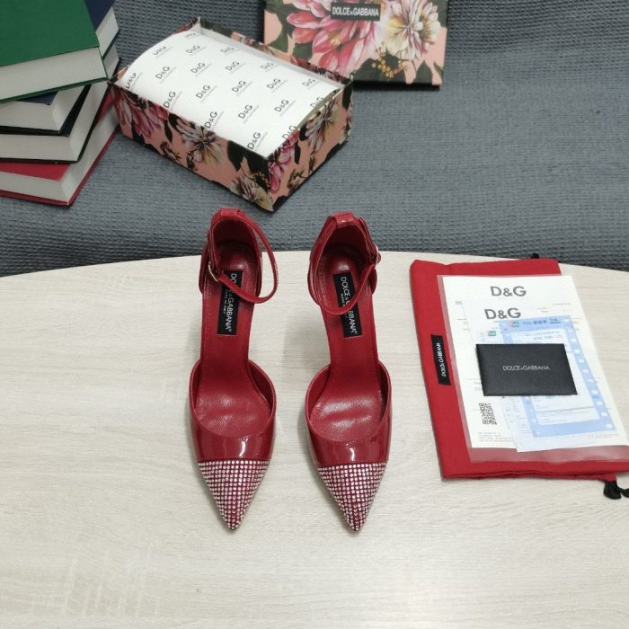 杜嘉班纳Gabbana 专利高跟鞋带可熔水钻红色 女式 DG 鞋