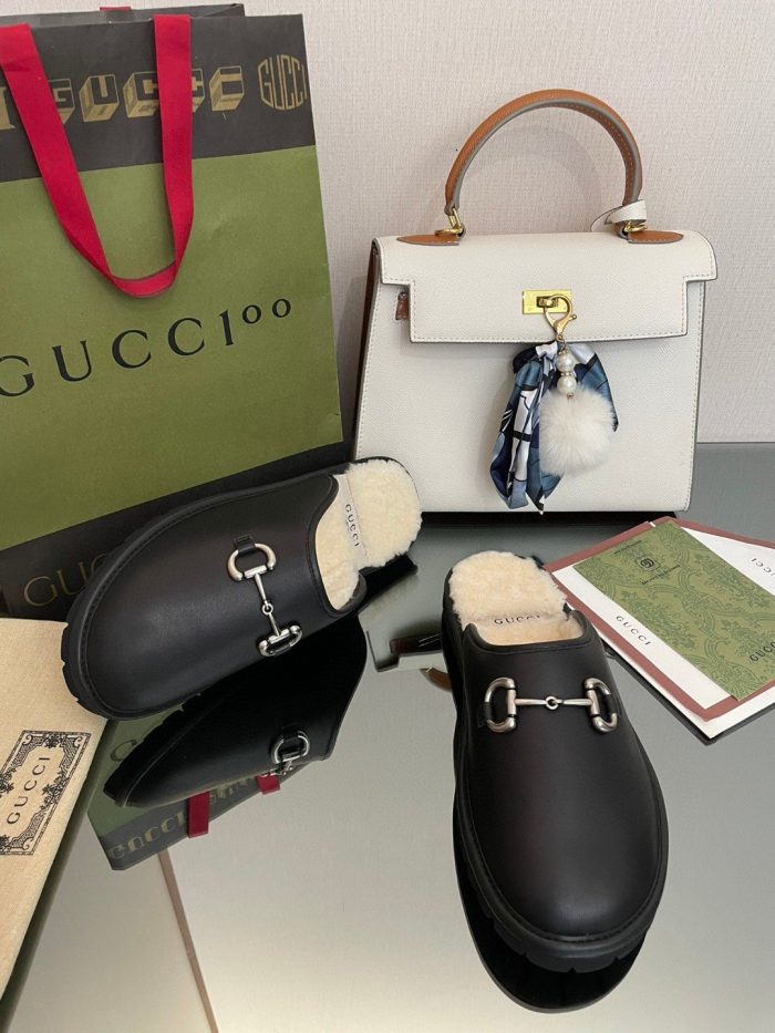 Gucci Elea 男士马衔扣穆勒鞋黑色