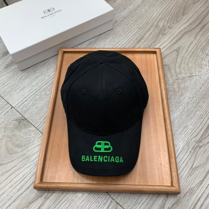 Balenciaga 黑色徽标棒球帽