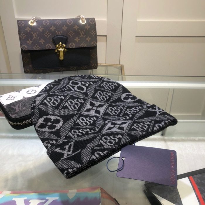 黑色 LV 头饰 Louis Vuitton 毛线帽