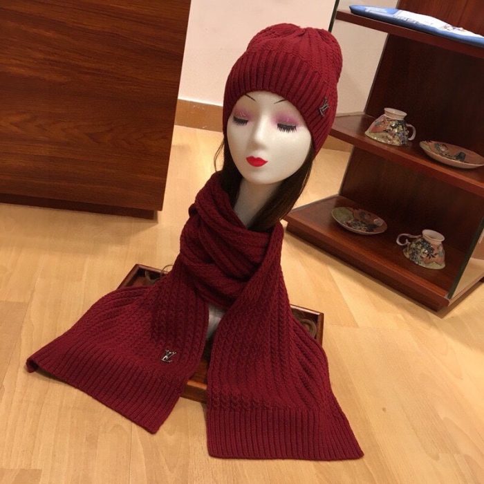 复刻LV围巾 Beanie & 路易威登红色围巾套装